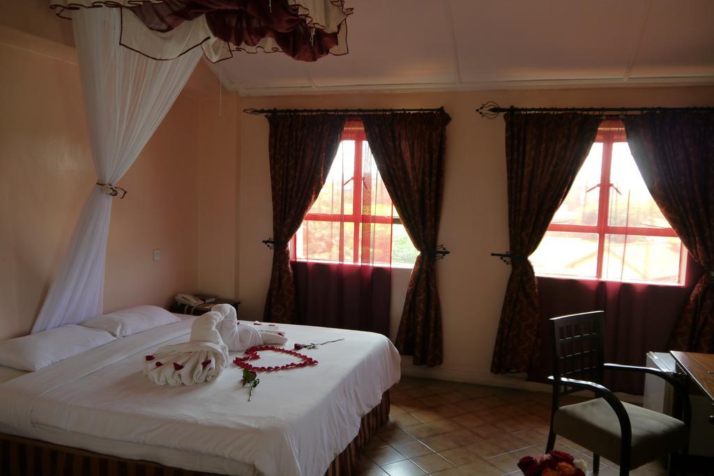 Jumuia Hotel Кісуму Екстер'єр фото