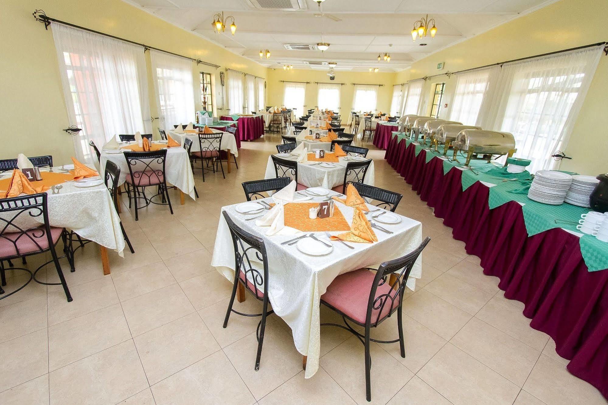 Jumuia Hotel Кісуму Екстер'єр фото